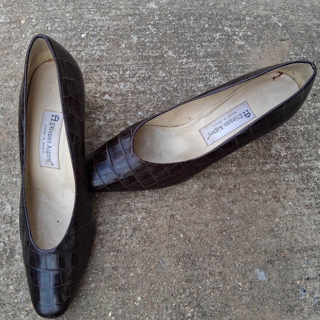 Etienne Aigner Brown Crocodile Pattern Flats Etienne Aigner Brown Crocodile Pattern Flats